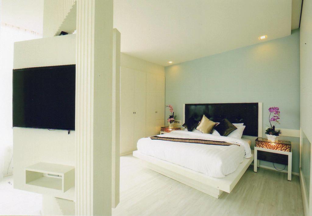 The Beverly Hills Hotel Nakhon Ratchasima Exterior photo